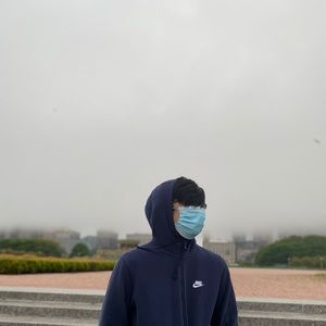 Meet your Posher, Max